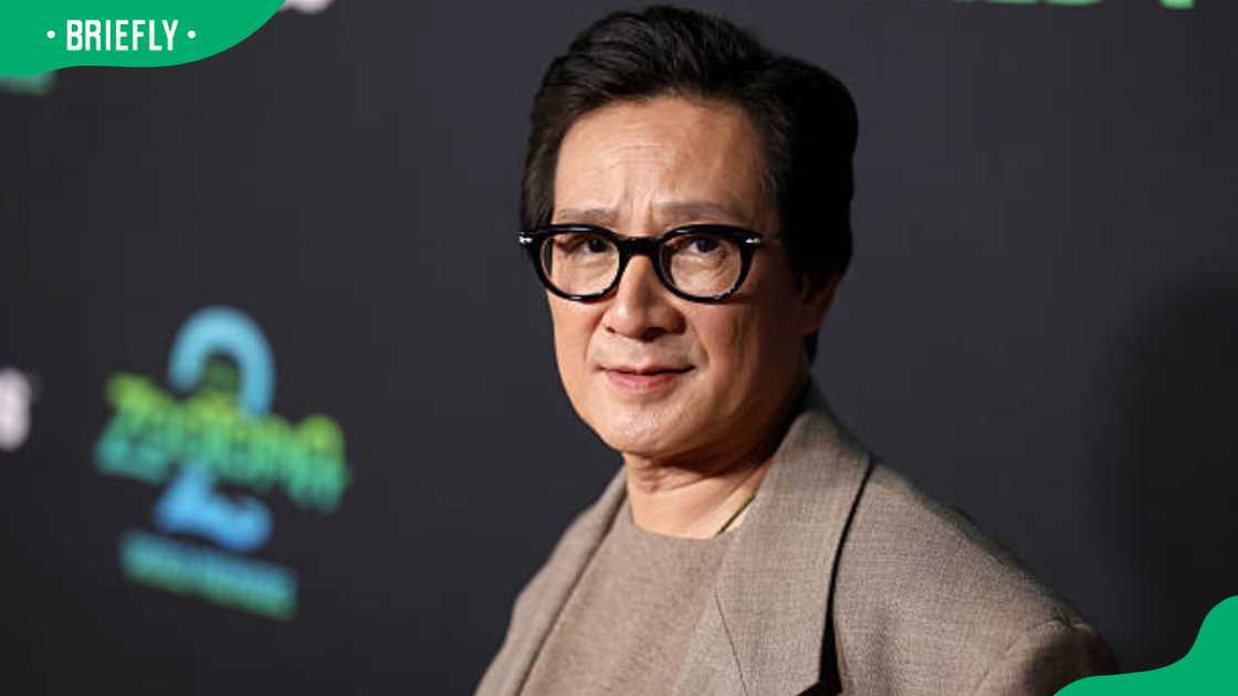 Ke Huy Quan at the world premiere of Zootopia 2 at El Capitan Theatre Ke Huy Quan at the world premiere of Zootopia 2 at El Capitan Theatre