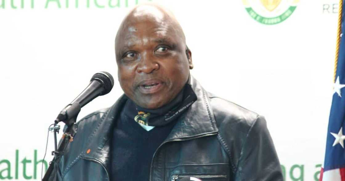 Joe Phaahla, vaccine certificate, digital vaccine certificate, live, ready for use Joe Phaahla, vaccine certificate, digital vaccine certificate, live, ready for use