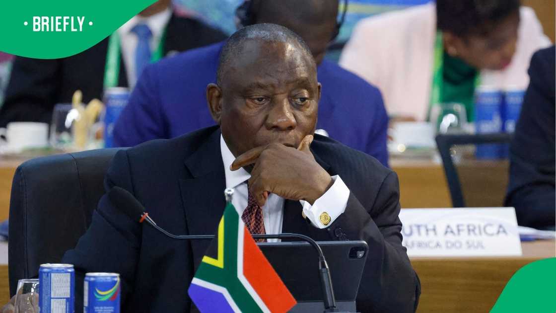 President Cyril Ramaphosa placed Senzo Mchunu on leave President Cyril Ramaphosa placed Senzo Mchunu on leave