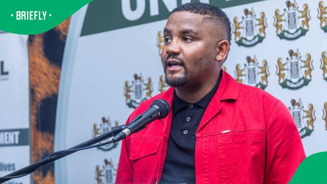 Economic Freedom Fighters' Gauteng Provincial Chairperson Nkululeko Dunga said the man arrested for the fatal shooting in Katlehong, Ekurhuleni was the party's PR councillor Economic Freedom Fighters' Gauteng Provincial Chairperson Nkululeko Dunga said the man arrested for the fatal shooting in Katlehong, Ekurhuleni was the party's PR councillor