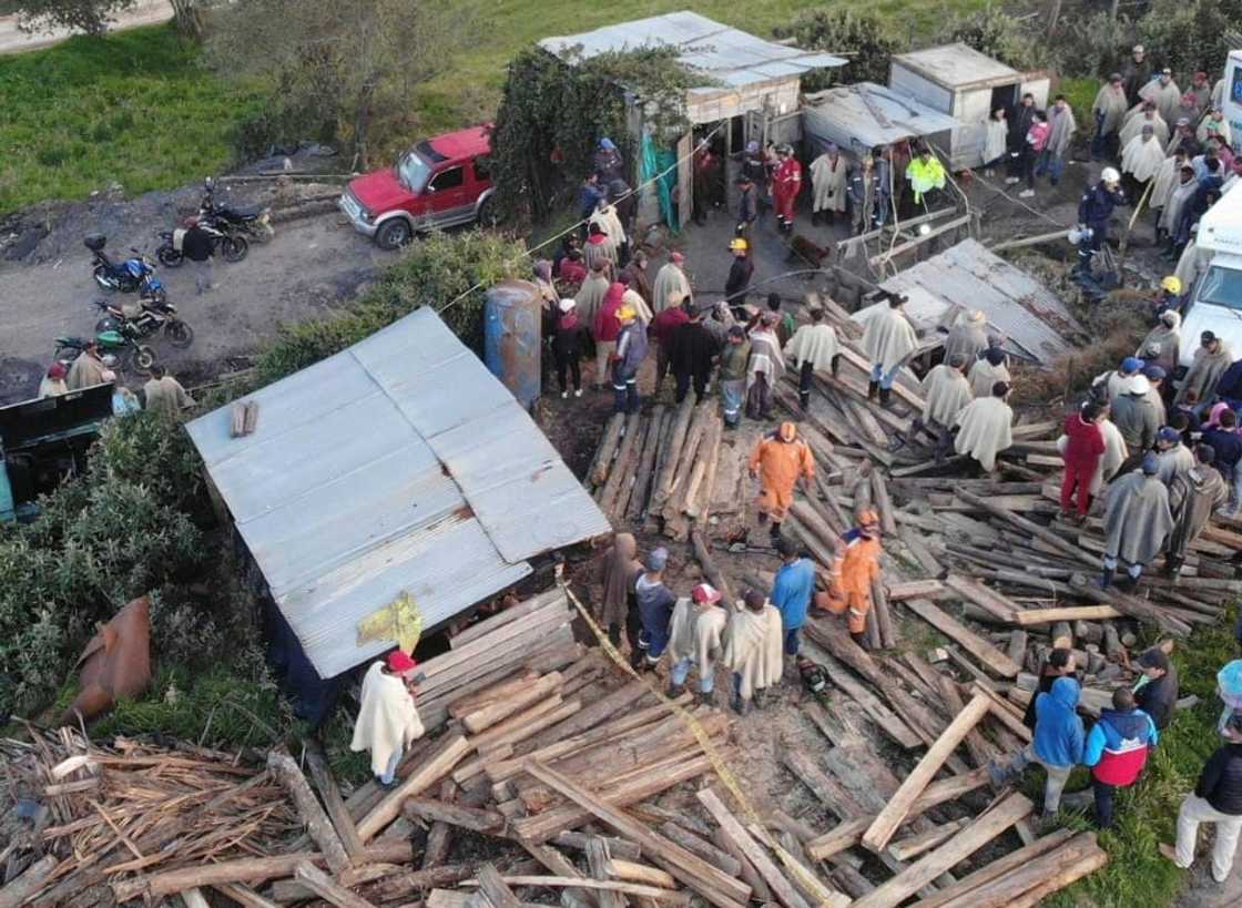 Nine miners have been rescued from a collapsed illegal coal mine in Colombia