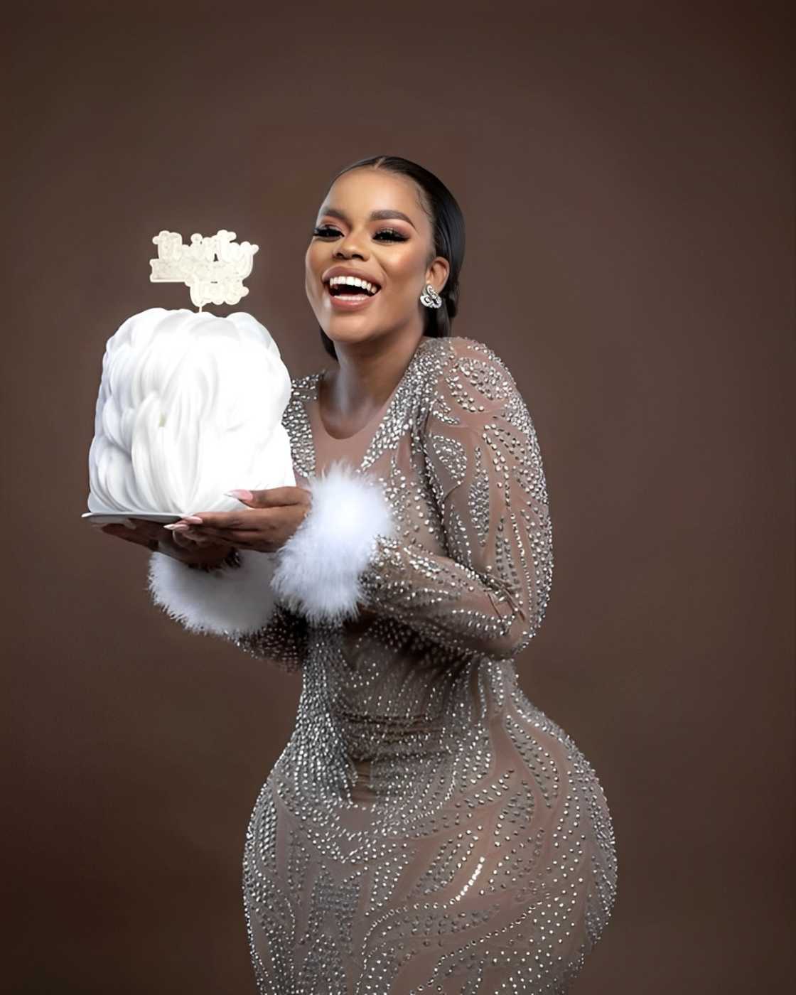 Fans judged Dineo Moloisane's new relationship Fans judged Dineo Moloisane's new relationship