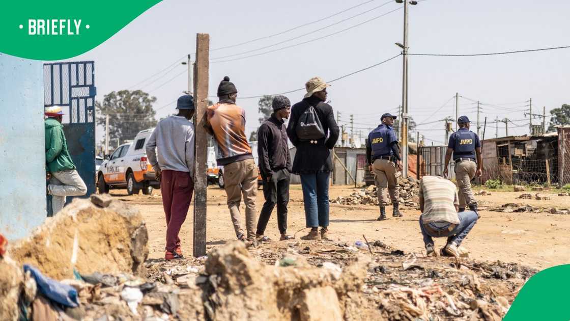 A community in Ekurhuleni complained about an influx of hopeful miners digging for gold in the area A community in Ekurhuleni complained about an influx of hopeful miners digging for gold in the area
