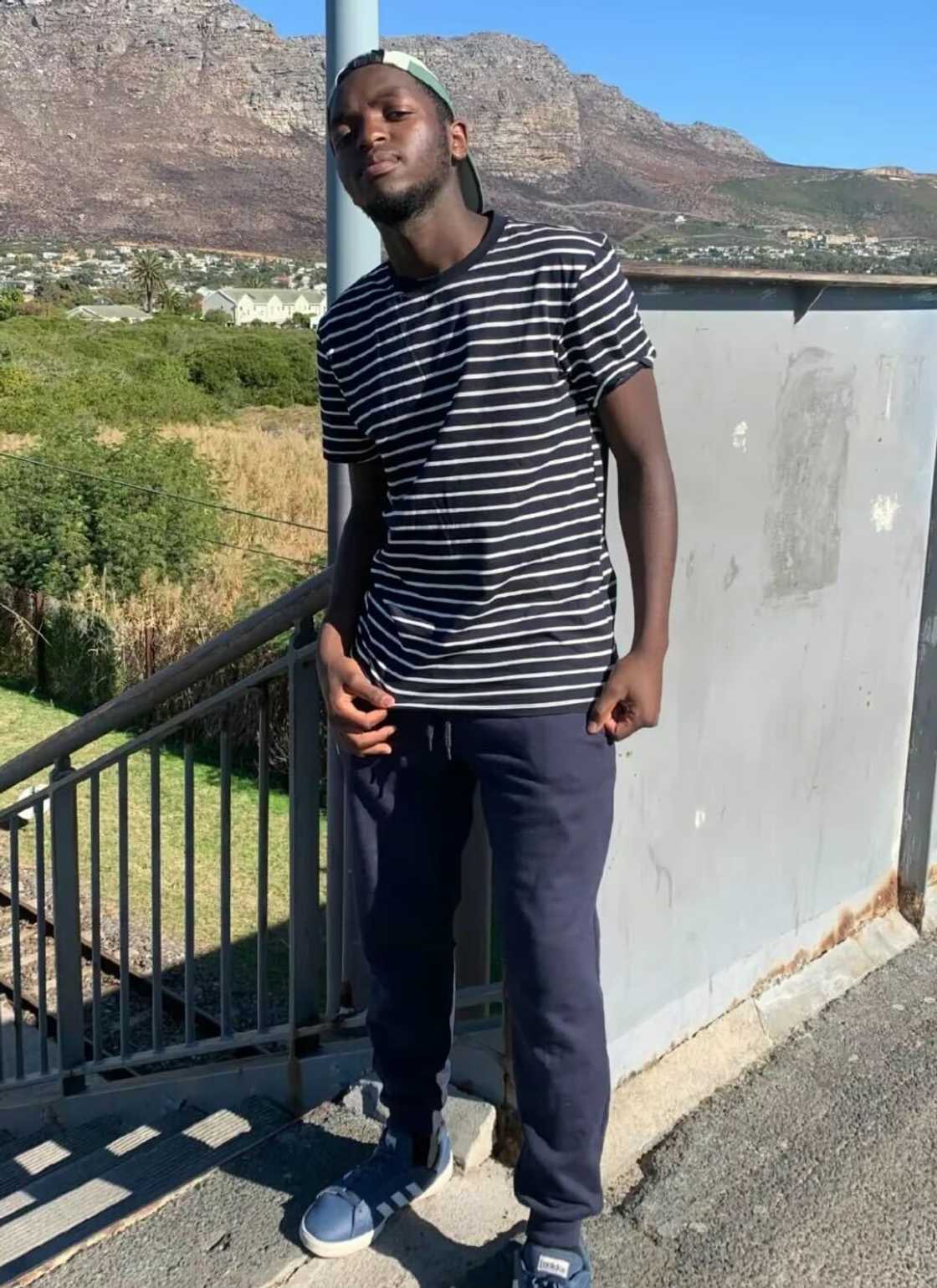 A Grade 12 student revealed his R1,600 budget breakdown, earning praise from South Africans.