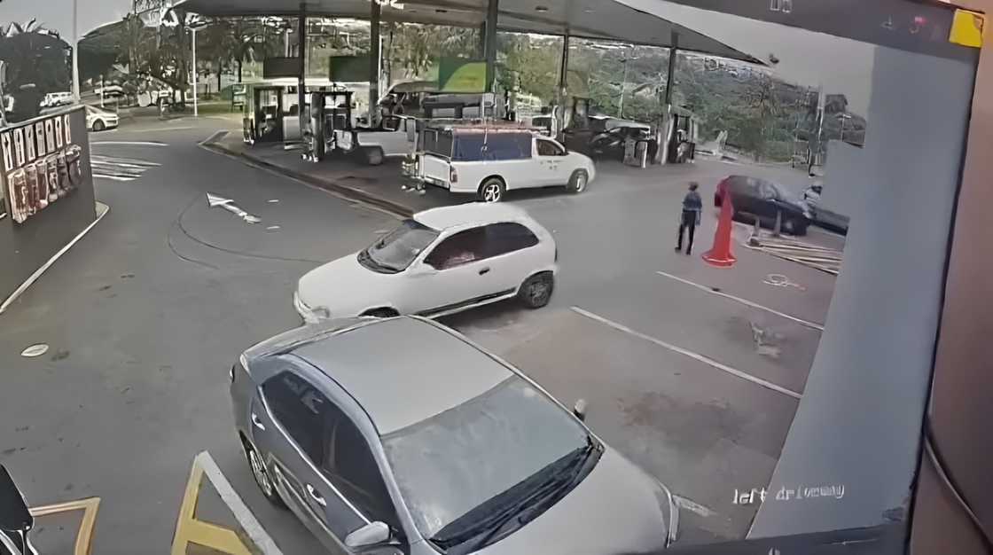 'Blind' date goes wrong for KZN pensioner, 66, after eThekwini CCTV robbery 'Blind' date goes wrong for KZN pensioner, 66, after eThekwini CCTV robbery