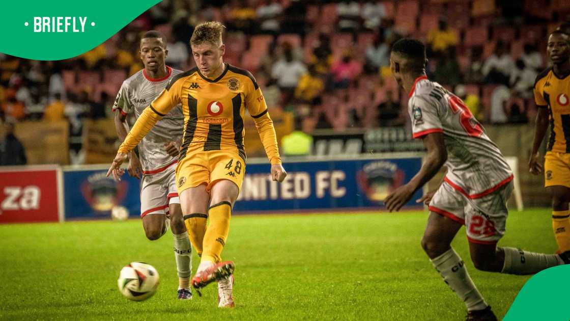 Kaizer Chiefs and Chippa United Play Out Goalless Draw Kaizer Chiefs and Chippa United Play Out Goalless Draw