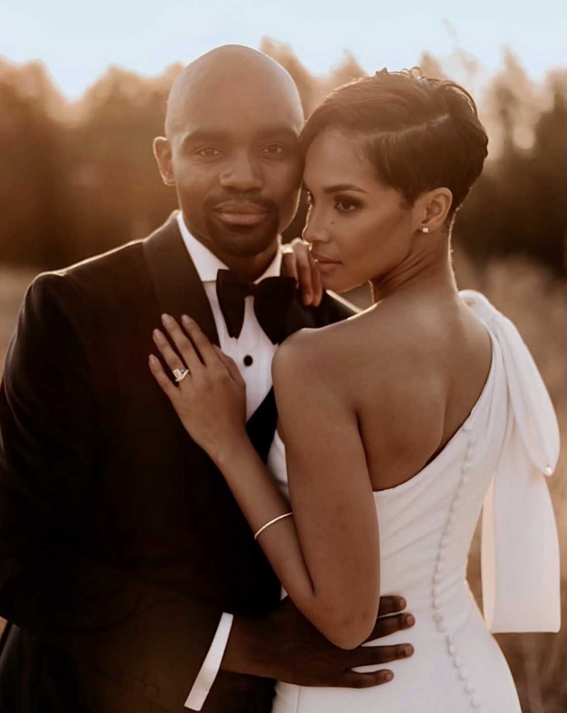 Mzansi weighed in on the speculation that Dr Musa Mthombeni was cheating on his wife