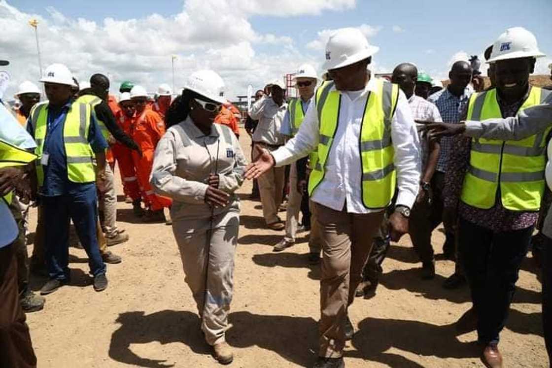 Eldoret female engineer gifts parents luxurious house as appreciation for good upbringing Eldoret female engineer gifts parents luxurious house as appreciation for good upbringing