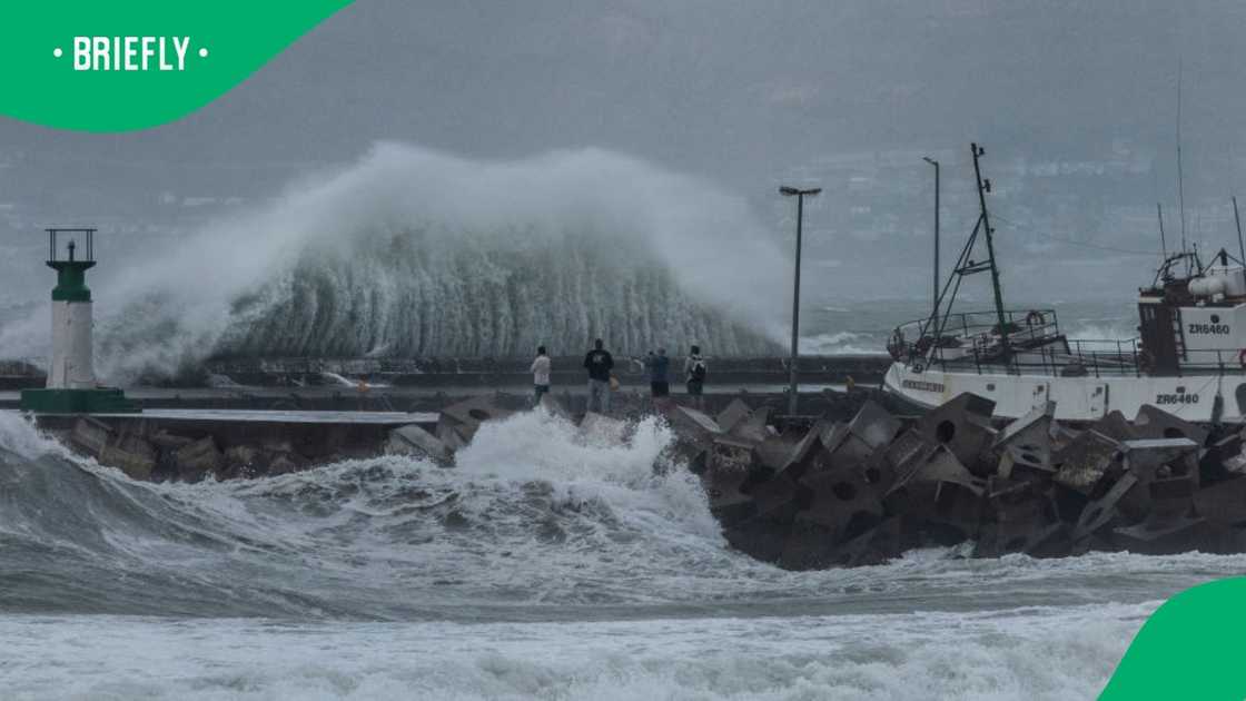 Weather in Cape Town, Western Cape, has resulted in flooding in some parts Weather in Cape Town, Western Cape, has resulted in flooding in some parts