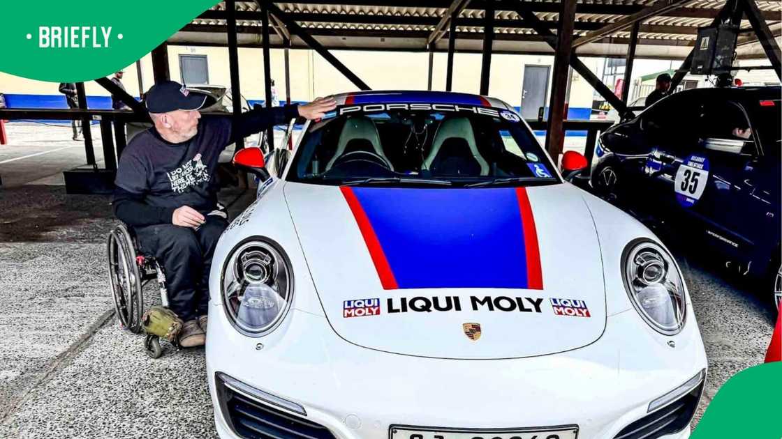 Guy Davies with his Porsche. Guy Davies with his Porsche.