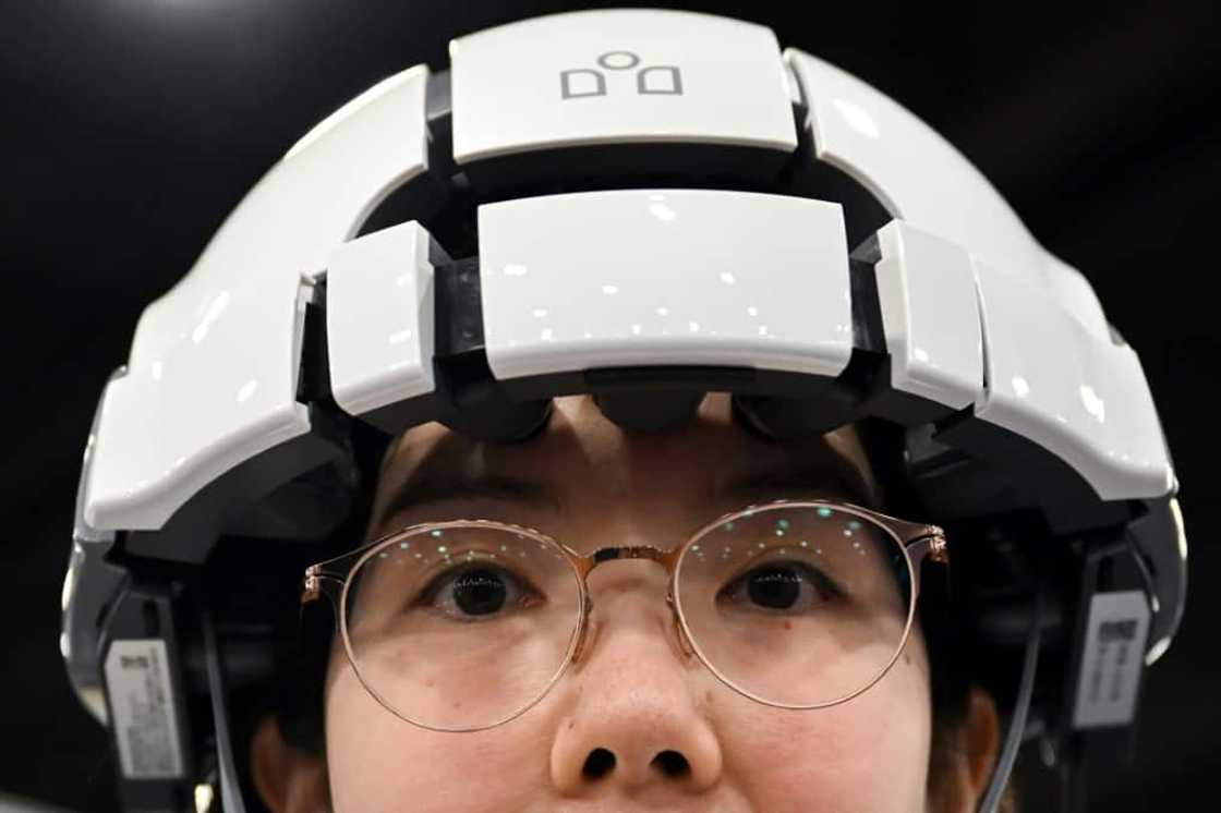 The iSyncWave headset performs brain scans and is touted as being able to diagnose cognitive disorders The iSyncWave headset performs brain scans and is touted as being able to diagnose cognitive disorders