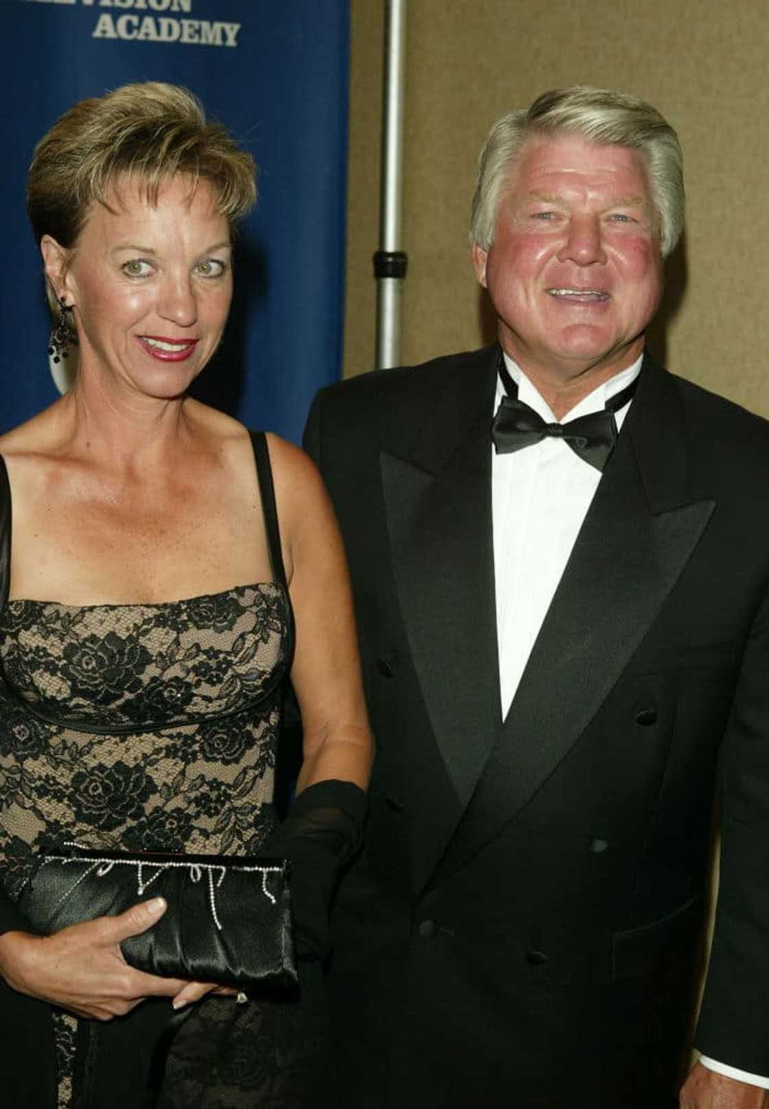 Jimmy Johnson's wife Jimmy Johnson's wife