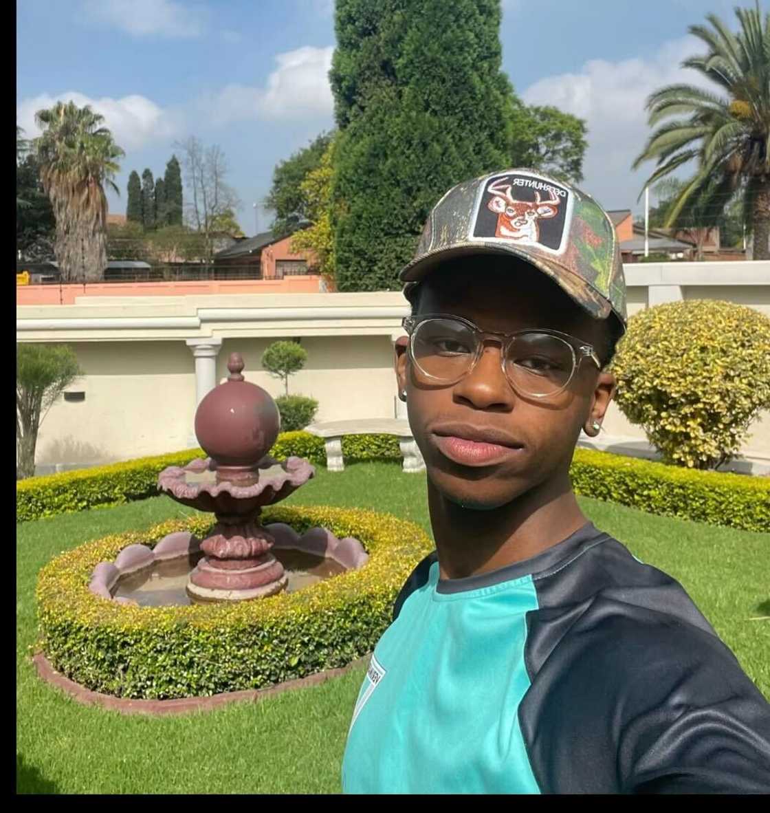 A student shared how his mother surprised him with a thoughtful gesture at res. A student shared how his mother surprised him with a thoughtful gesture at res.