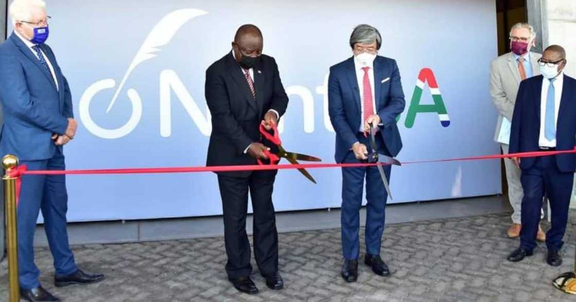 President Cyril Ramaphosa, Dr Patrick Soon Shiong, State of disaster, Government, NantSA Vaccine Manufacturing Campus, Brackenfell, Cape Town, Billionaire, Covid 19 President Cyril Ramaphosa, Dr Patrick Soon Shiong, State of disaster, Government, NantSA Vaccine Manufacturing Campus, Brackenfell, Cape Town, Billionaire, Covid 19