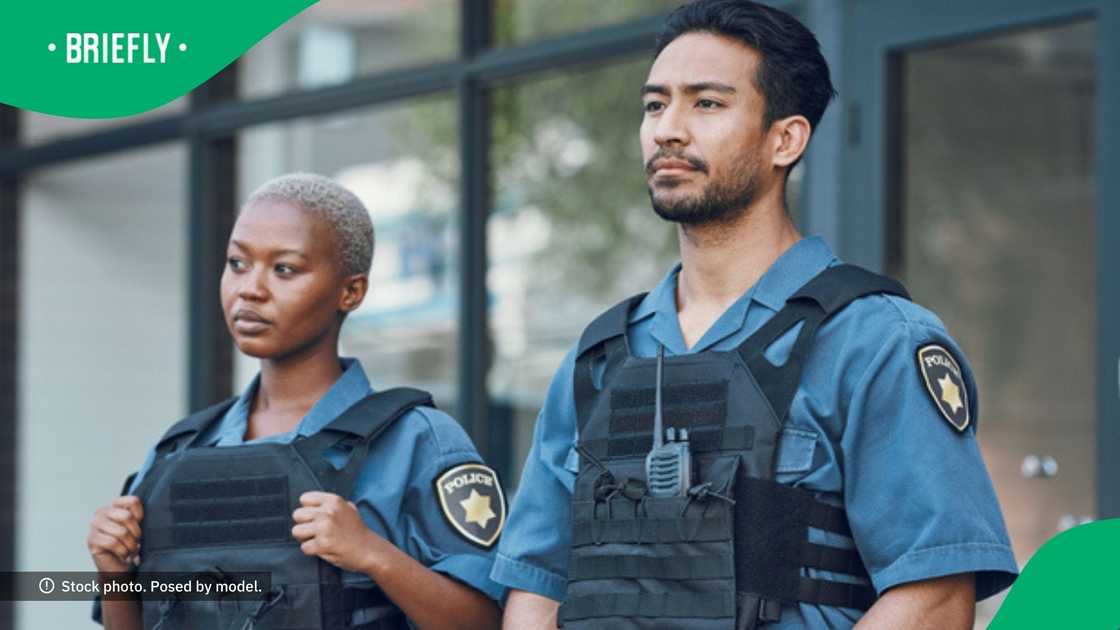 SA police officers receive praise for kind deed from Mzansi. SA police officers receive praise for kind deed from Mzansi.