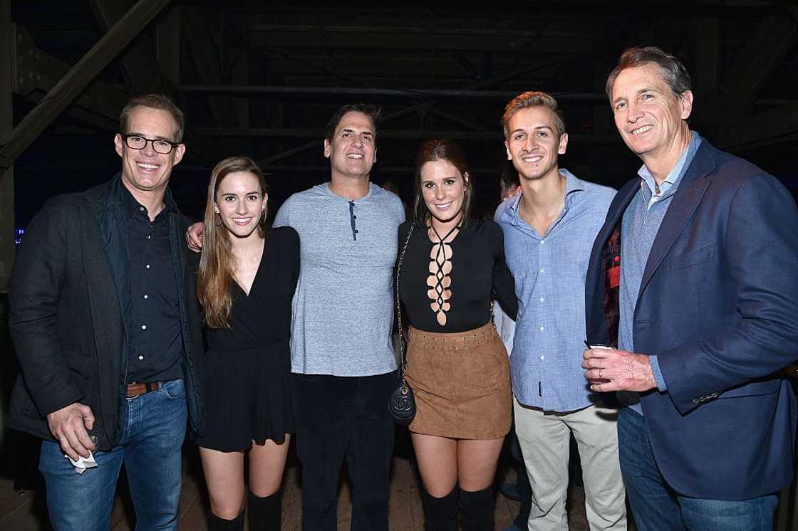 Joe Buck: net worth, age, children, wife, salary, hall of fame, education, profiles Joe Buck: net worth, age, children, wife, salary, hall of fame, education, profiles