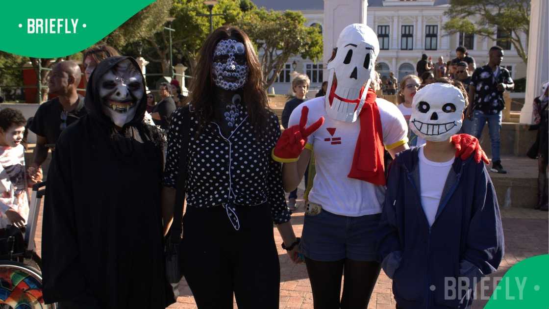 A family at the Zombie Walk.