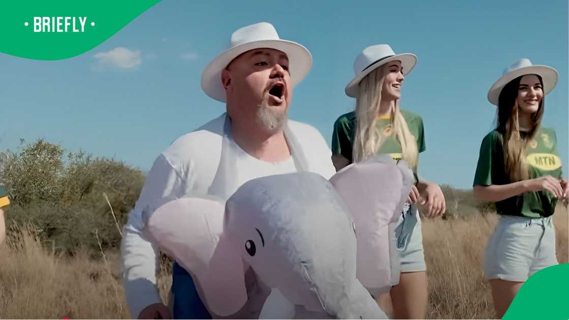 Singer Fatman in a music video for his song Oom Olifant.