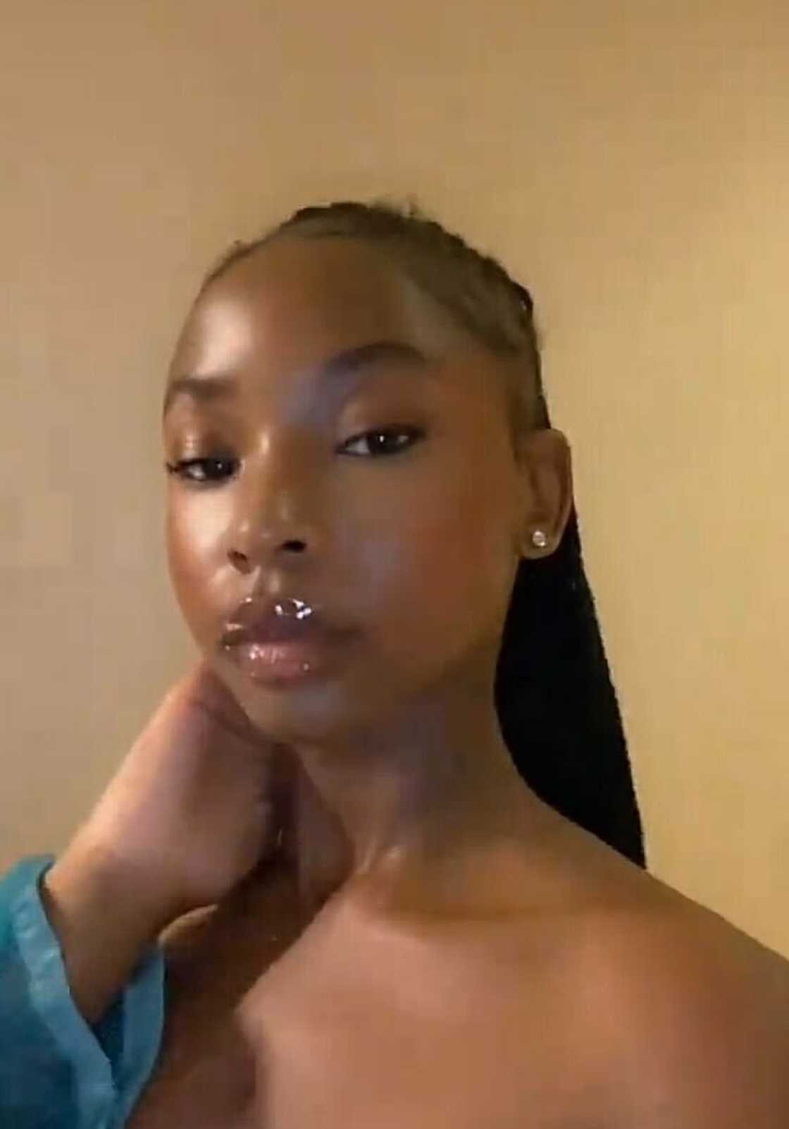 A Grade 12 pupil rocked her stunning matric dance dress that served major Barbie vibes. A Grade 12 pupil rocked her stunning matric dance dress that served major Barbie vibes.