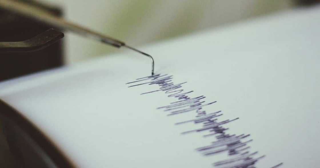 Earthquake/tremor reaches parts of KZN, Mzansi taken aback Earthquake/tremor reaches parts of KZN, Mzansi taken aback