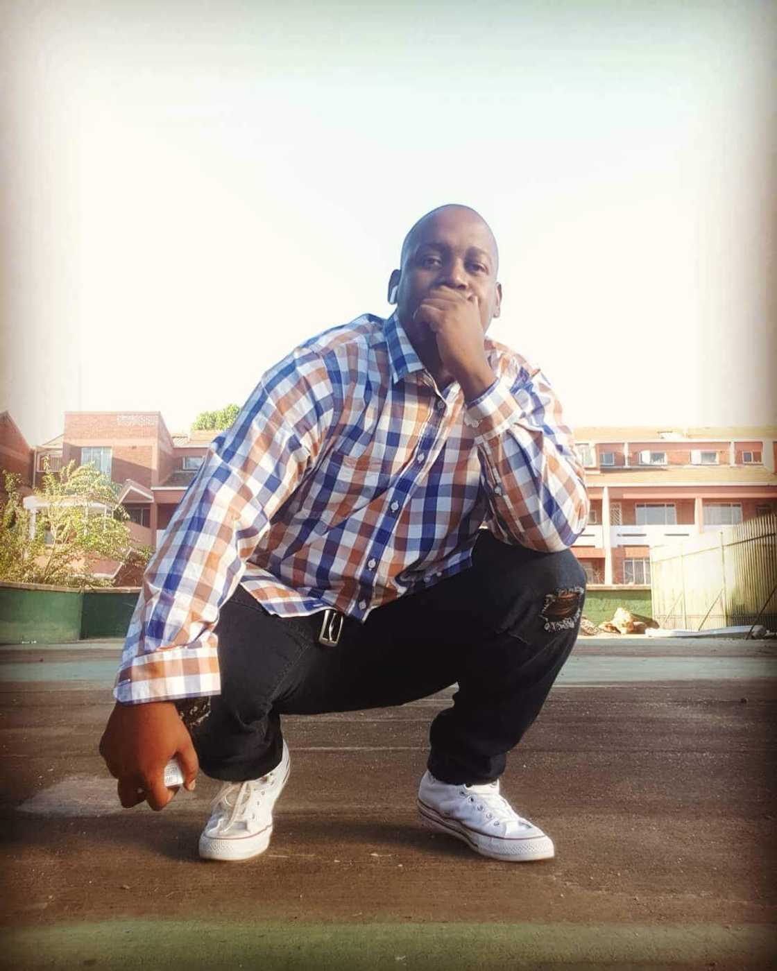 Khaya Mthembu Khaya Mthembu