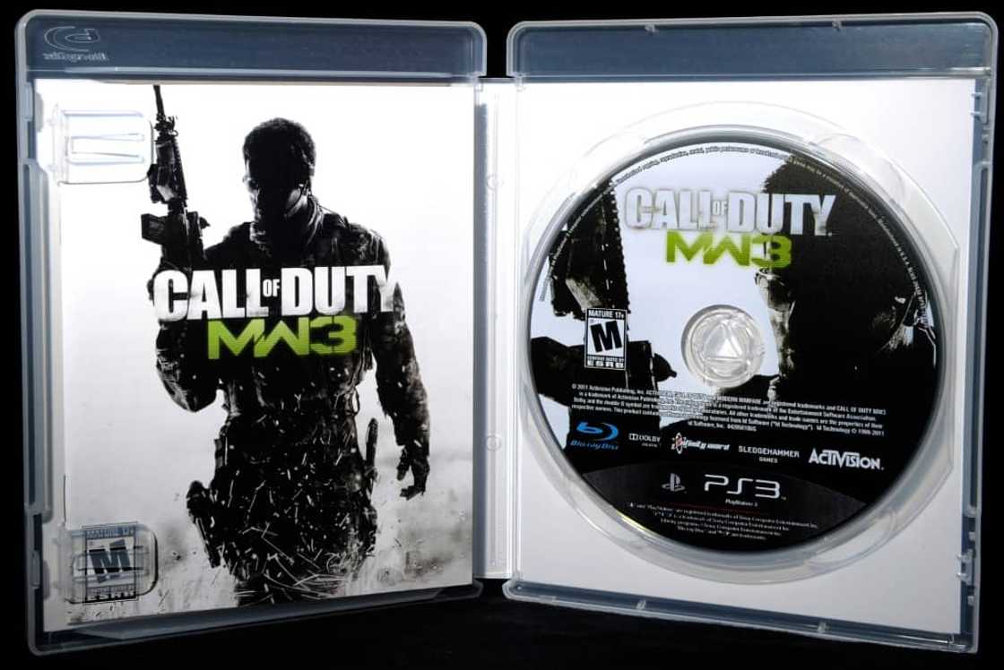 Activision Blizzard has reported cooling sales as players spend less time with its blockbuster 'Call of Duty' action games Activision Blizzard has reported cooling sales as players spend less time with its blockbuster 'Call of Duty' action games