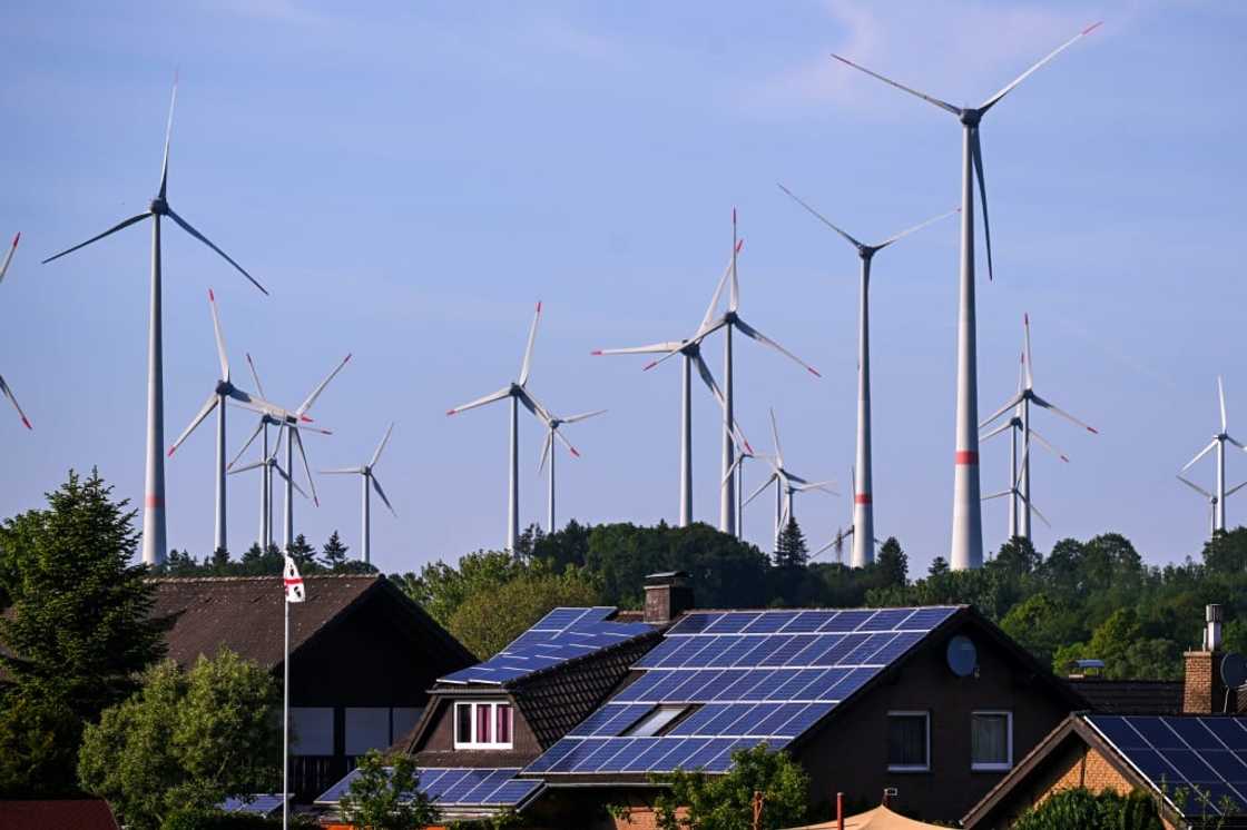 Solar and wind power are driving a surge in renewable energy capacity Solar and wind power are driving a surge in renewable energy capacity