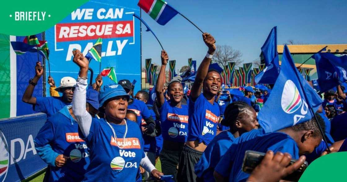 The Democratic Alliance's demands in the departments it could govern caused a debate The Democratic Alliance's demands in the departments it could govern caused a debate