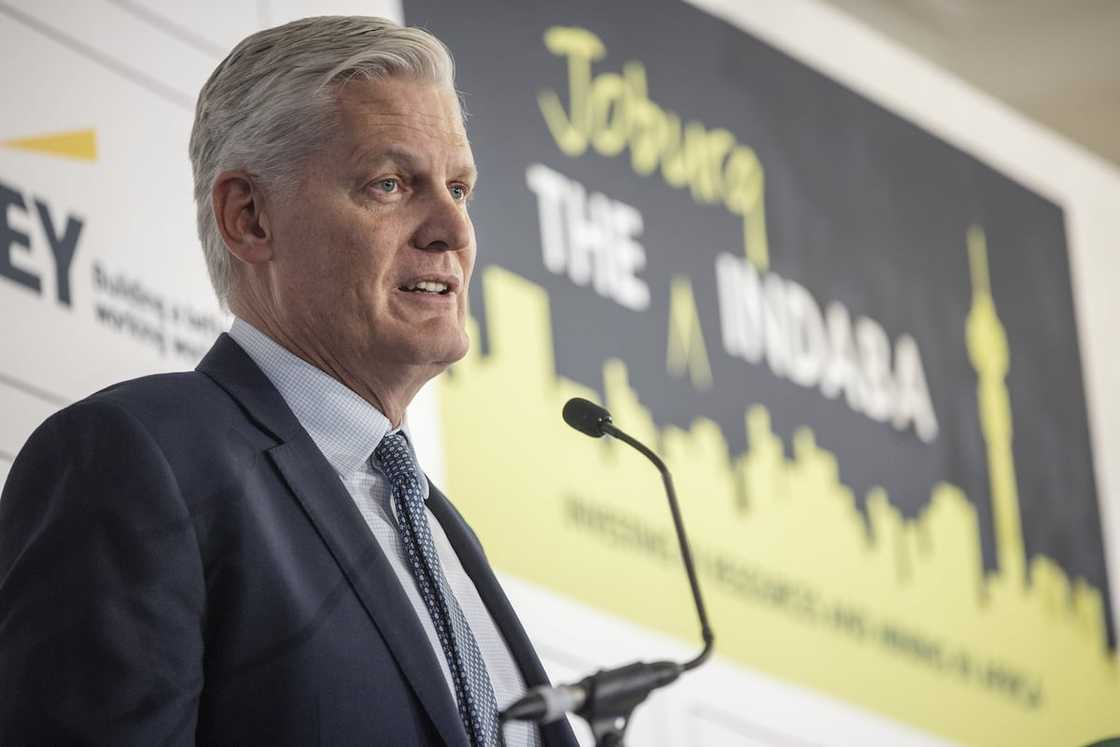 Is de Ruyter married? Is de Ruyter married?