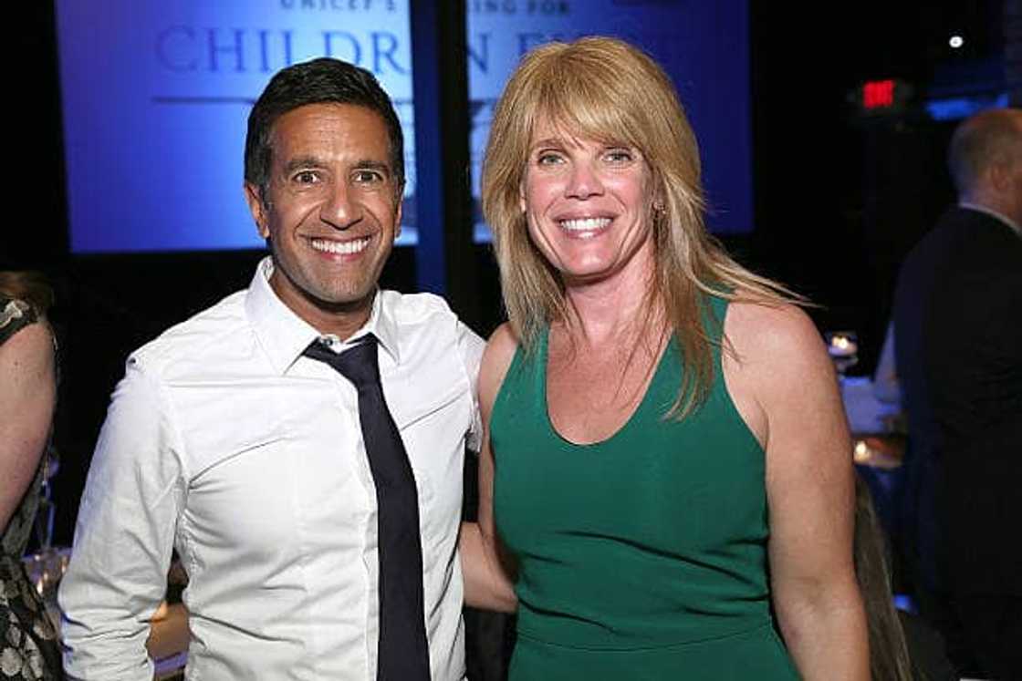 Does Sanjay Gupta have children?