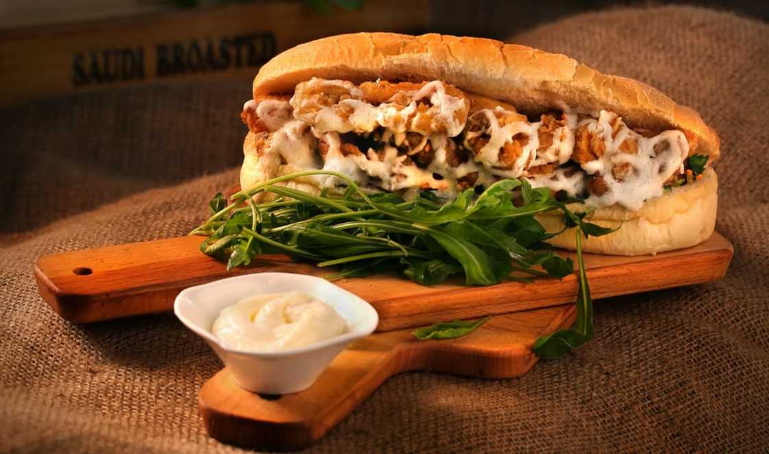 What goes well with prawns? What goes well with prawns?