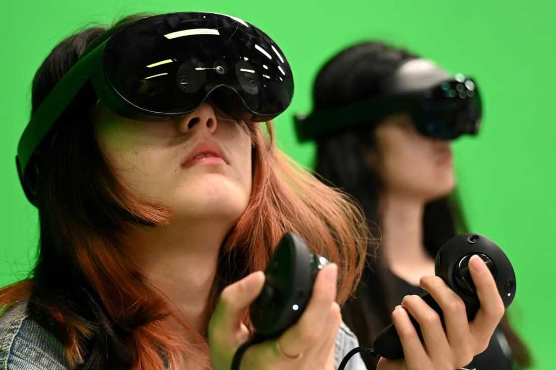 Students at the Hong Kong University of Science and Technology use virtual reality headsets in class Students at the Hong Kong University of Science and Technology use virtual reality headsets in class