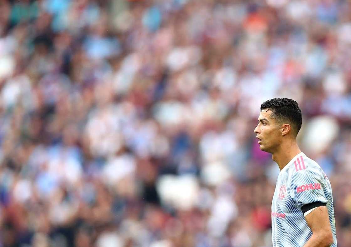 Cristiano Ronaldo, Manchester United, Aston Villa Cristiano Ronaldo, Manchester United, Aston Villa