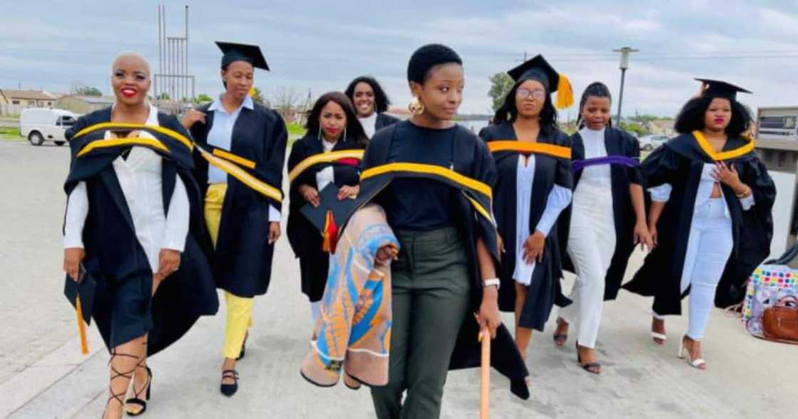 “Friendship Goals”: Queens Shut It Down on Graduation Day, SA Celebrates Them “Friendship Goals”: Queens Shut It Down on Graduation Day, SA Celebrates Them