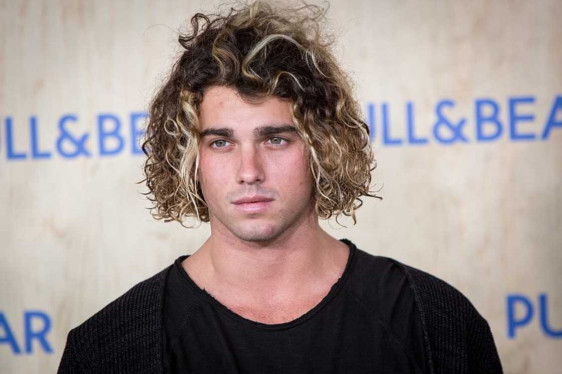 Jay Alvarrez's education Jay Alvarrez's education