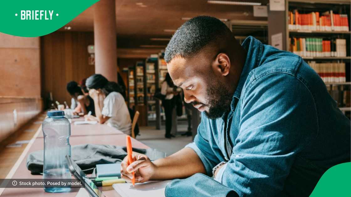 Man shares university study tips Man shares university study tips