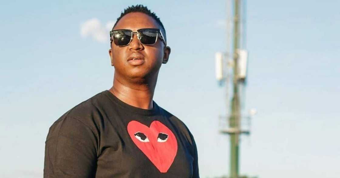 Shimza Wants His Fans to Normalise Reporting Cyber Bully Accounts Shimza Wants His Fans to Normalise Reporting Cyber Bully Accounts