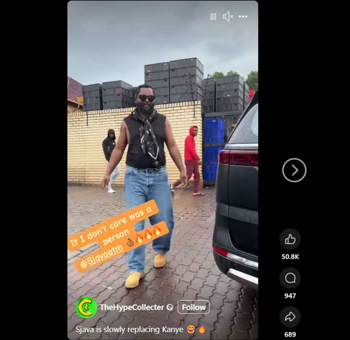 Sjava rocks a weird outfit. Sjava rocks a weird outfit.