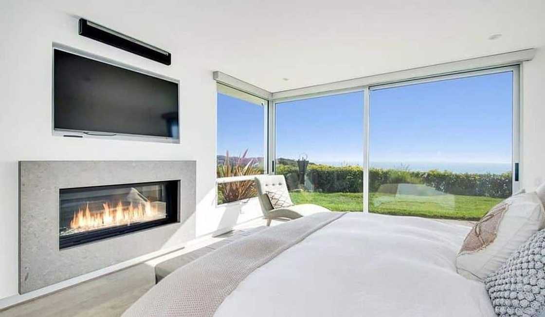 Will and Jada Smith’s 19-year-old daughter, Willow, buys N1.2 billion mansion (photos) Will and Jada Smith’s 19-year-old daughter, Willow, buys N1.2 billion mansion (photos)