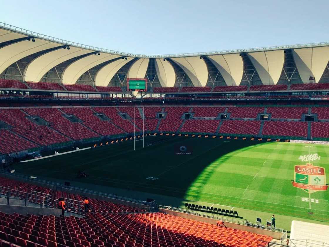 Nelson Mandela Bay Nelson Mandela Bay