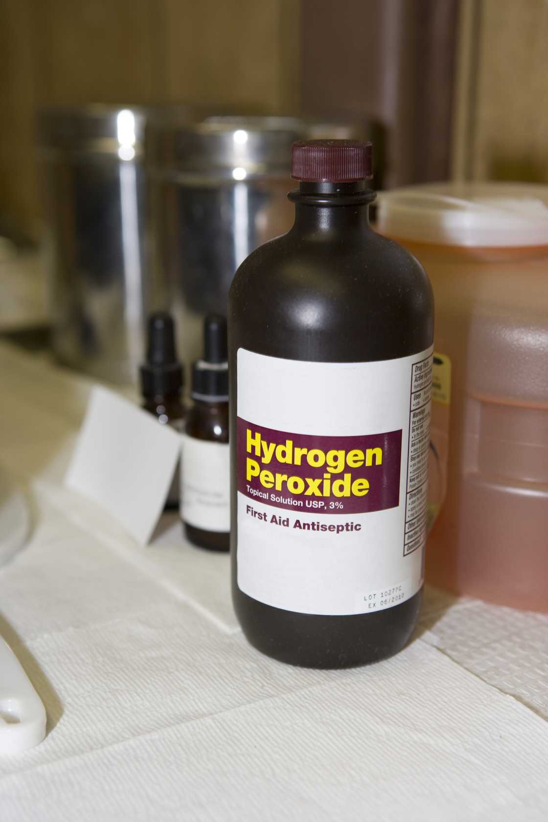 Man claimed he used hydrogen peroxide as skin brightener