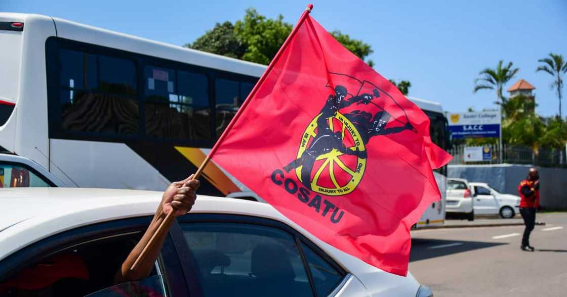 Cosatu, Vaccine Certificates, Covid-19, Coronavirus, Vaccination, Vaccines Cosatu, Vaccine Certificates, Covid-19, Coronavirus, Vaccination, Vaccines