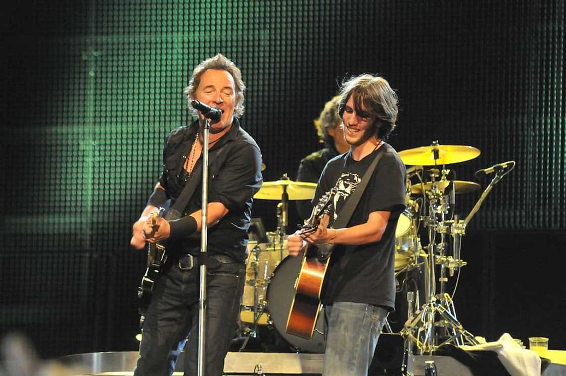 How old is Evan James Springsteen? How old is Evan James Springsteen?