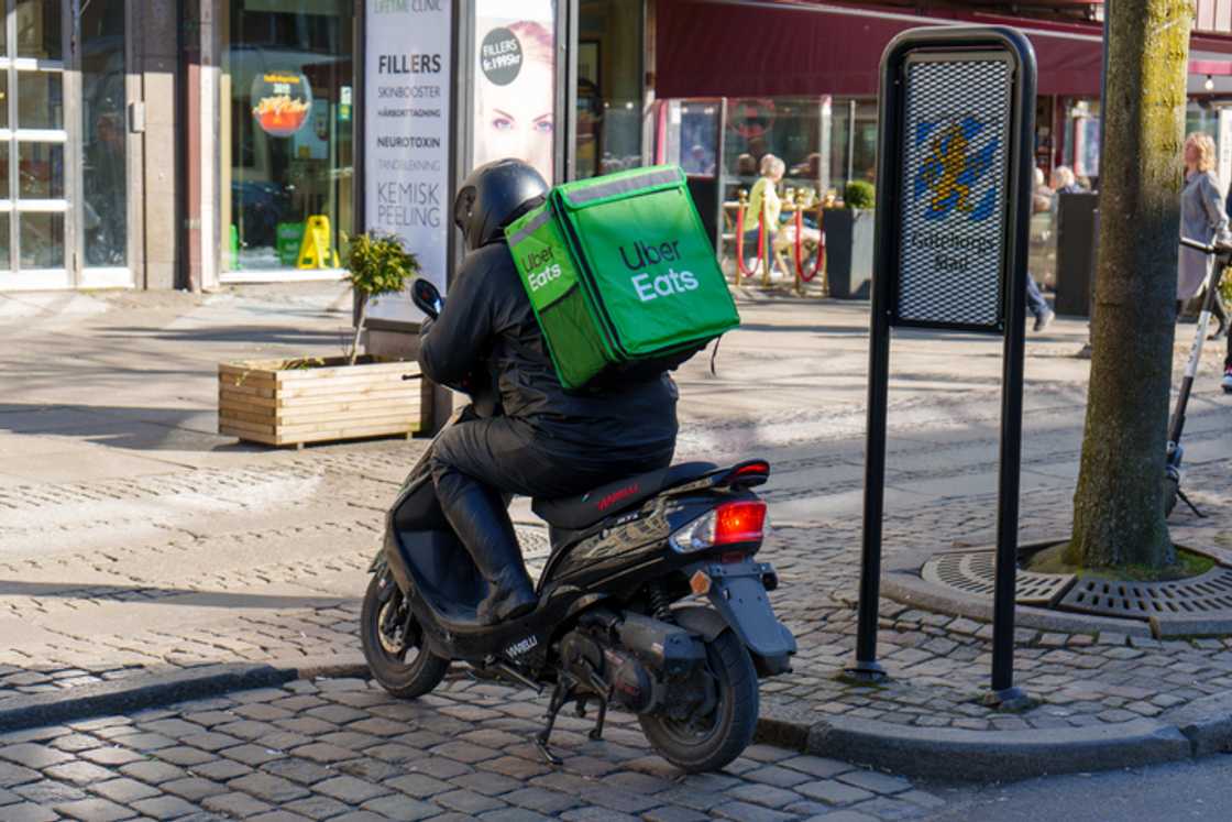 An Uber Eats driver stole the show with his impressive dance skills at a South African groove. An Uber Eats driver stole the show with his impressive dance skills at a South African groove.