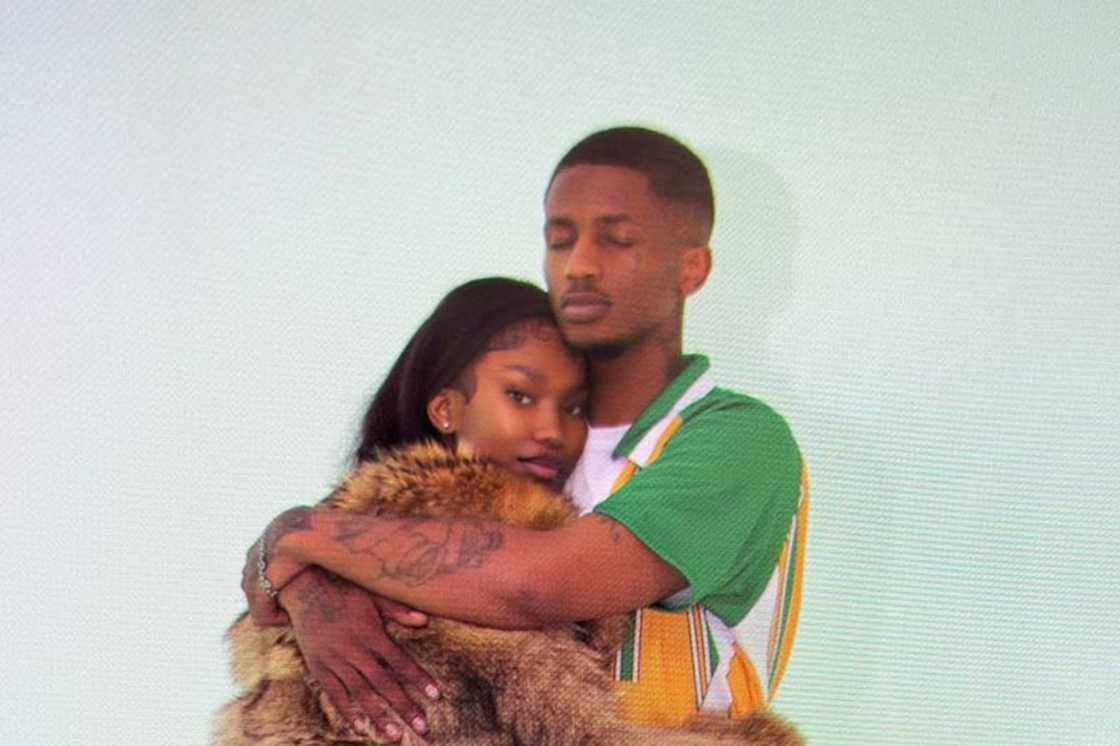 Photos of Emtee and his new girlfriend surface amid messy divorce Photos of Emtee and his new girlfriend surface amid messy divorce