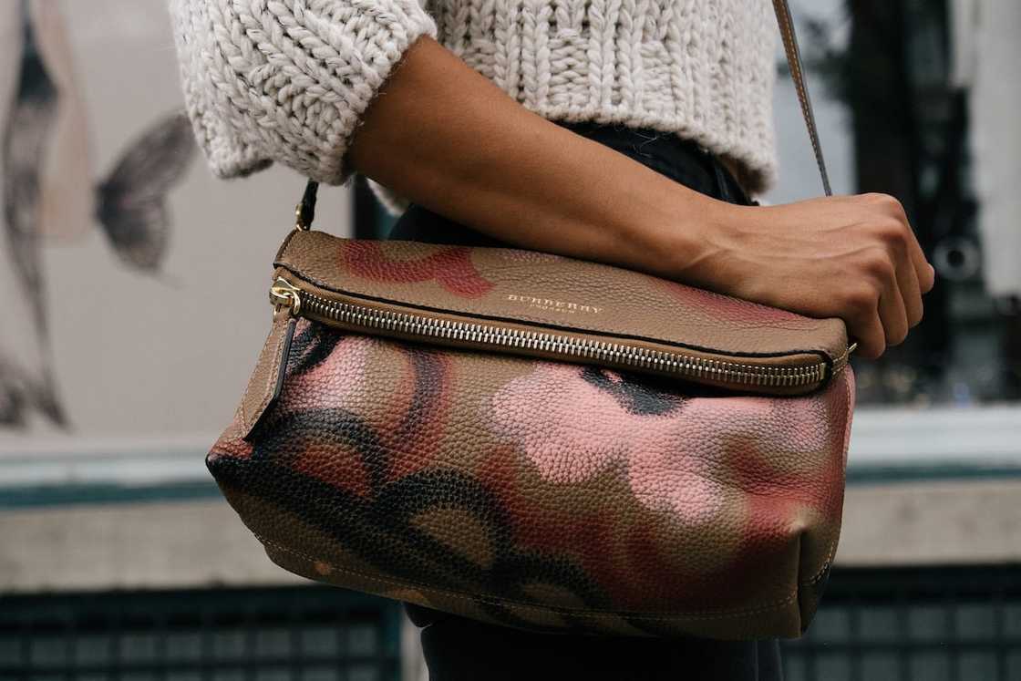 Top 15 best purse brands Top 15 best purse brands