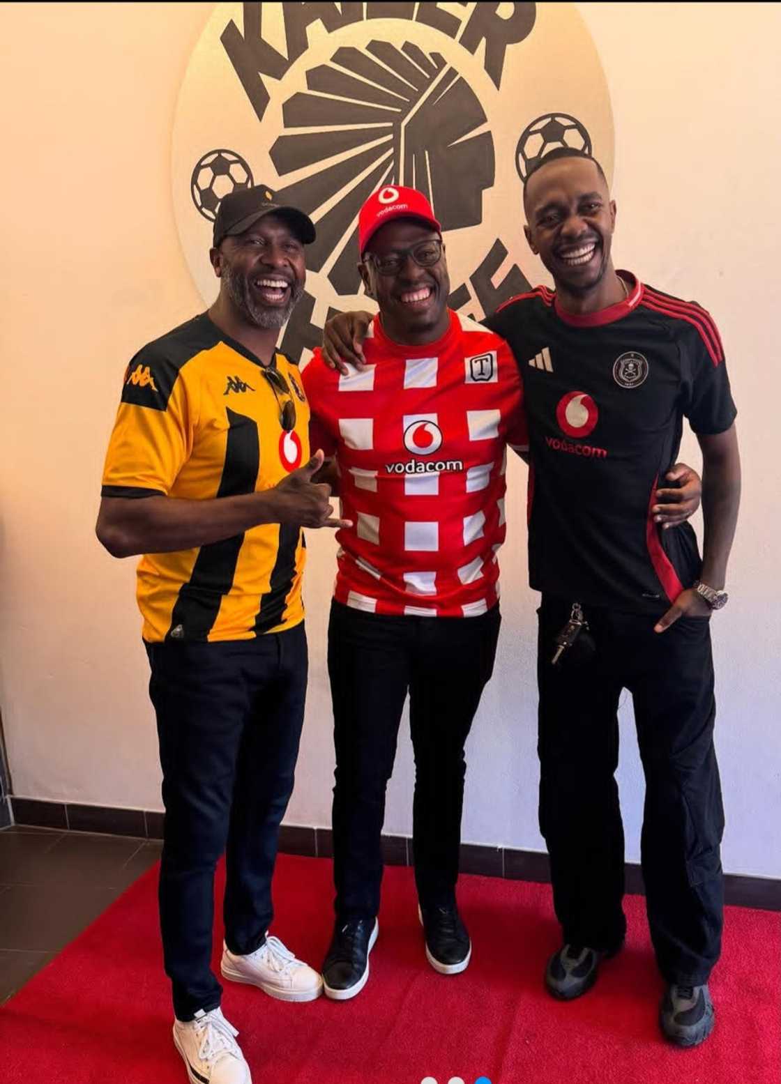 Radebe's former club in England, Leeds United named a luxury suite after him at their Elland Road stadium. Radebe's former club in England, Leeds United named a luxury suite after him at their Elland Road stadium.