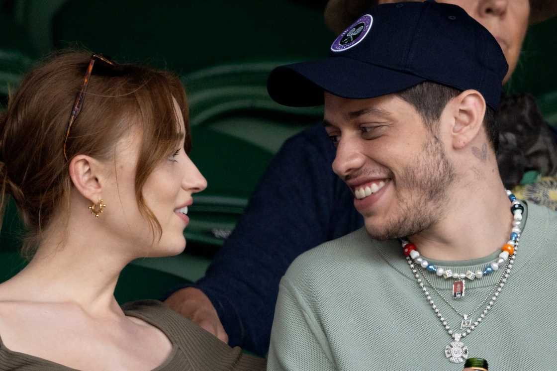 Pete Davidson girlfriend Pete Davidson girlfriend