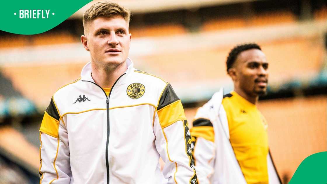 South African defender Bradley Cross was subbed off after 30 minutes of play against Stellenbosch FC in the Betway Premiership.