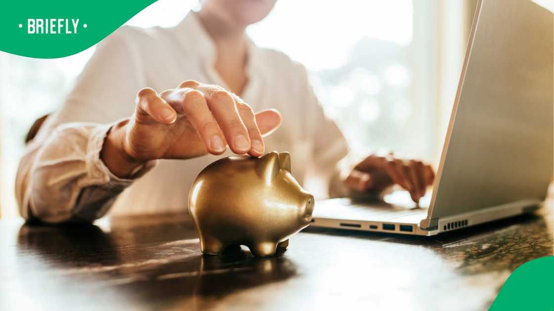 Many people shop without a clear plan, resulting in impulse purchases and food waste Many people shop without a clear plan, resulting in impulse purchases and food waste